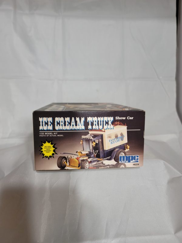 ice cream truck model side 4