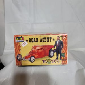 1997 Revell Road Agent Model Kit